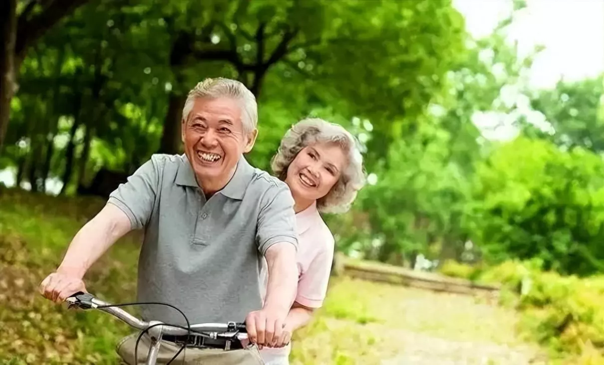 去日本旅游可以睡到日本人吗(15)