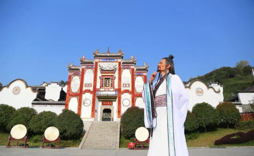 重庆狼队的安仔是小学毕业吗(3)