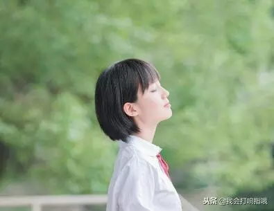 梦见自己在地拔葱什么意思周公解梦(3)