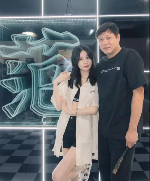 范毅志女儿妞妞的男朋友(1)