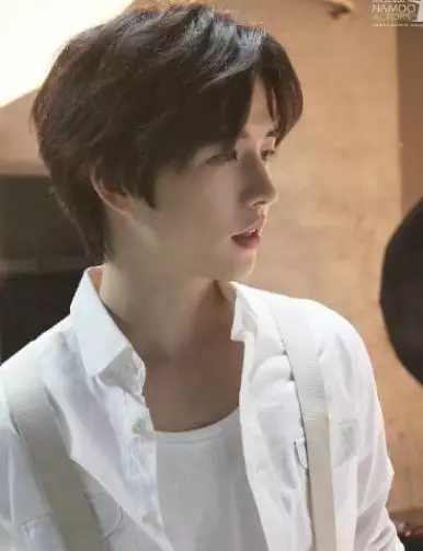 金彗星现在是女孩子还是男孩(12)