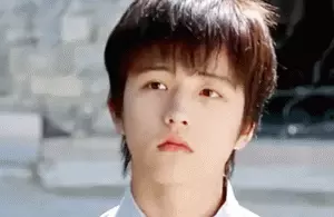 金彗星现在是女孩子还是男孩(4)