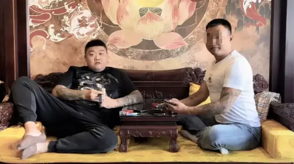 算命的说身上背着关公是什么意思(10)