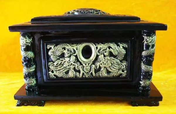 梦见把父母骨灰取回家什么意思周公解梦(3)