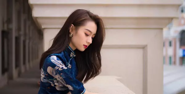 属狗四月二十六出生的人运势好吗女孩子(1)