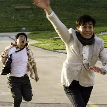 做梦有个男人追我什么意思周公解梦梦见(1)