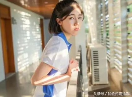 梦到自己在水里游泳什么征兆周公解梦梦见蛇(3)