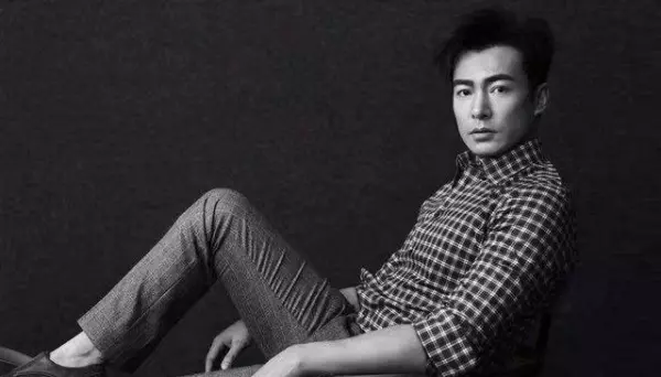 一代武侠帝国的坍塌是谁撕了周易(5)