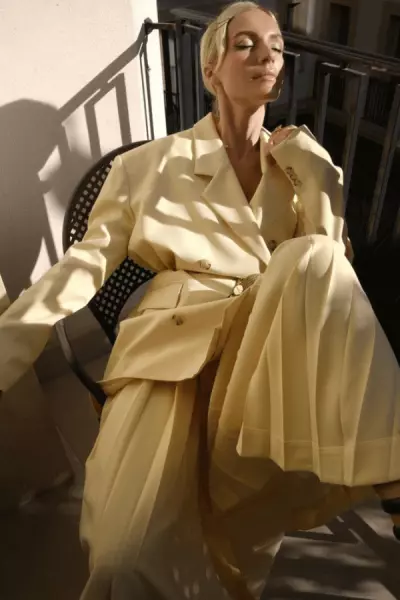 2021年7月19日穿衣服颜色运势如何呢(75)