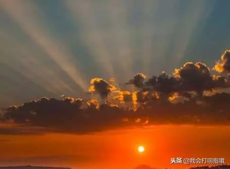 女人梦到大鱼在游泳是什么意思啊周公解梦梦见蛇(2)