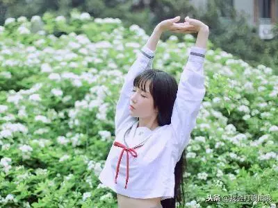 女人梦到大鱼在游泳是什么意思啊周公解梦梦见蛇(3)