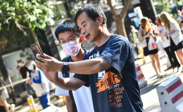 你认为高考能改变一个人的命运吗(5)