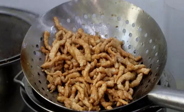 大肉肉丝怎样炒才能滑嫩(7)