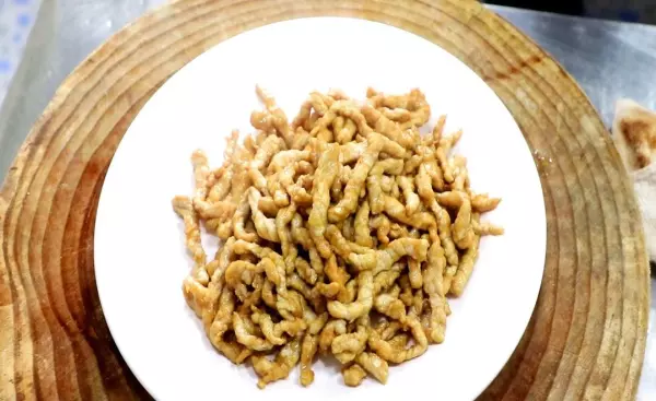 大肉肉丝怎样炒才能滑嫩(8)