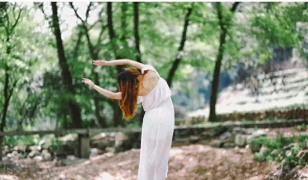 03年8月11日出生的女孩子命运怎么样(1)