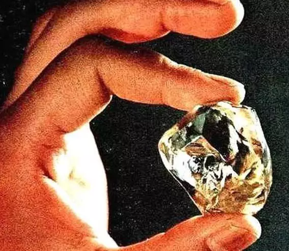 1977年出生的人运程婚姻如何呢女孩(5)