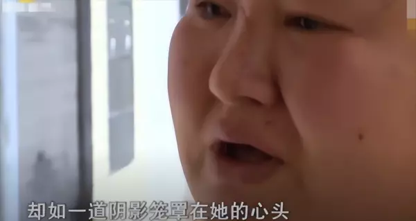 梦到家里挂着父母衣服什么意思周公解梦女人(2)