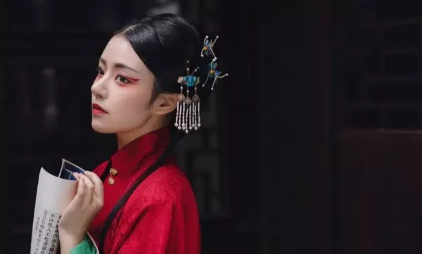 2021年属猪3月的事业运势怎样呢女孩(3)