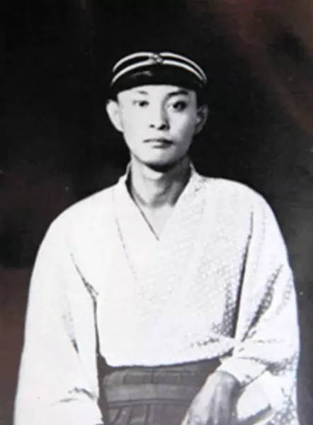 川端康成是第几位获得诺贝尔文学奖的人(2)