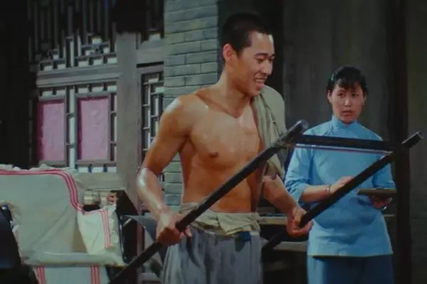 骆驼祥子中祥子一生命运的三部曲是什么(2)