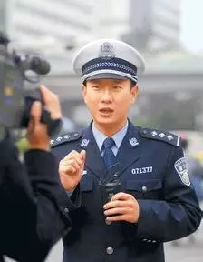 谭乔为什么没有当警察了(1)