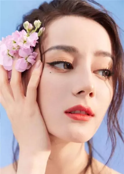泪痣可以点掉吗会不会有什么影响(12)