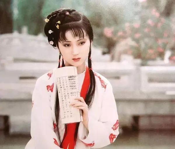 分析林黛玉人物命运的社会根源是谁(1)