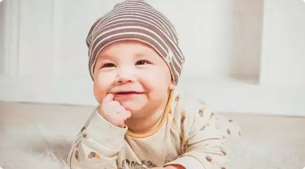 梦见捡到小孩子的衣服是什么意思周公解梦(7)