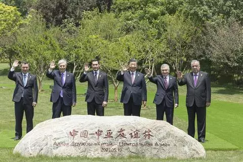 中国哪些行动践行人类命运共同体的精神(4)
