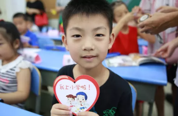 2011年6月小学毕业什么时候上的小学(1)