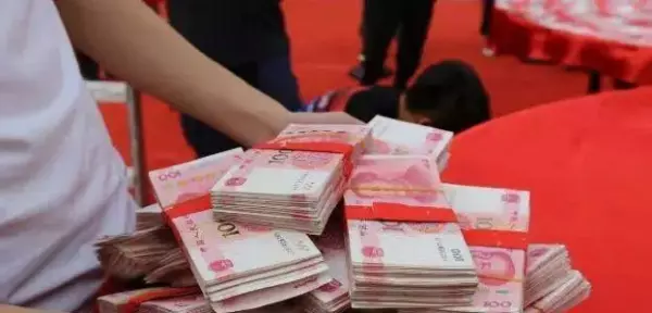 去拿女方生辰八字需要带礼物去吗(5)