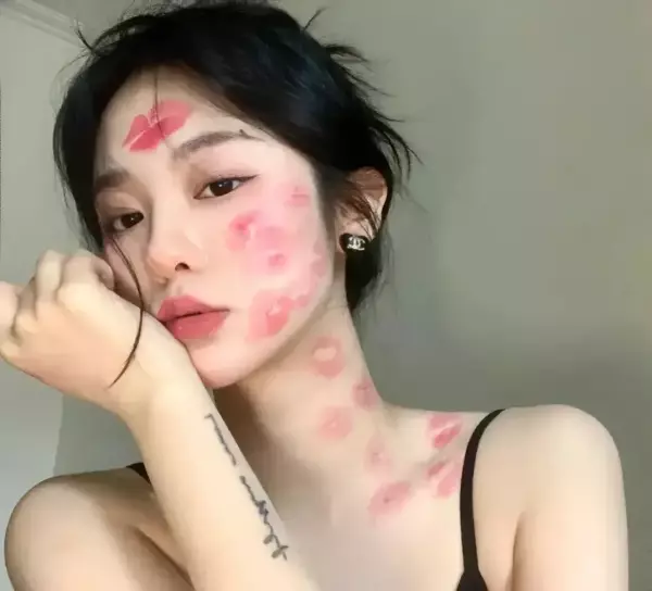 荤素不忌的形容男女关系的意思(1)