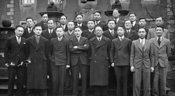 论个人命运与国家命运之间的关系思维导图(1)