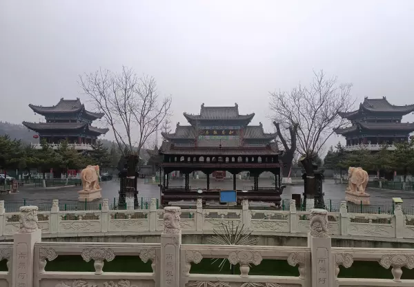 算命说十二岁之前不能进寺庙什么意思呀是真的吗(4)