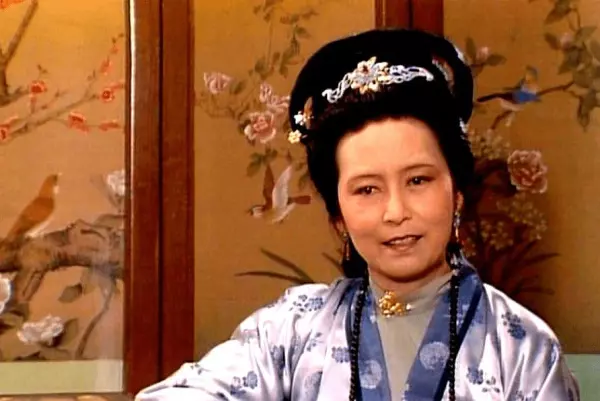 葬花吟中黛玉和花的命运的句子是什么意思(2)