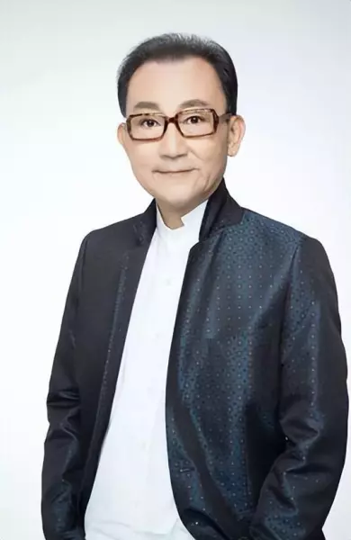 新闻坊主持人刘晔几几年出生(10)