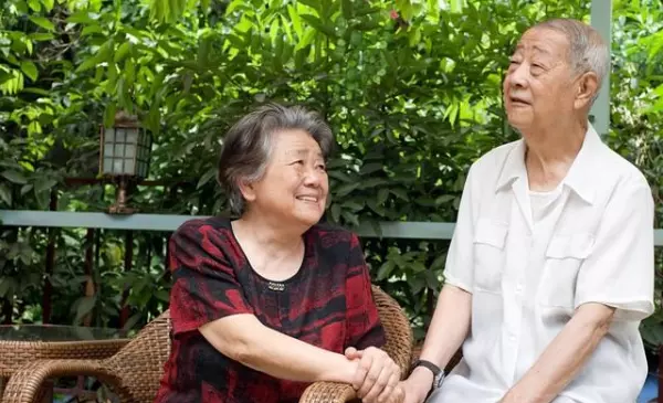 家里老人过世是否影响儿女的命运(5)