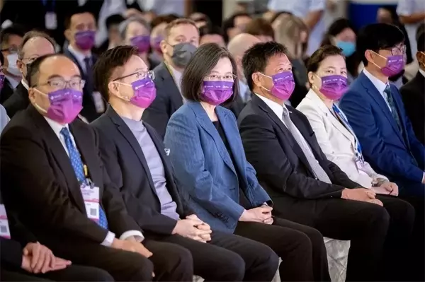 蔡英个人祖籍是哪里人(5)