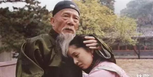 张佩这个名字如何解说(2)