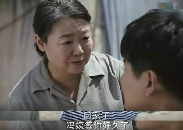 演员孔宋今是谁的女儿(48)