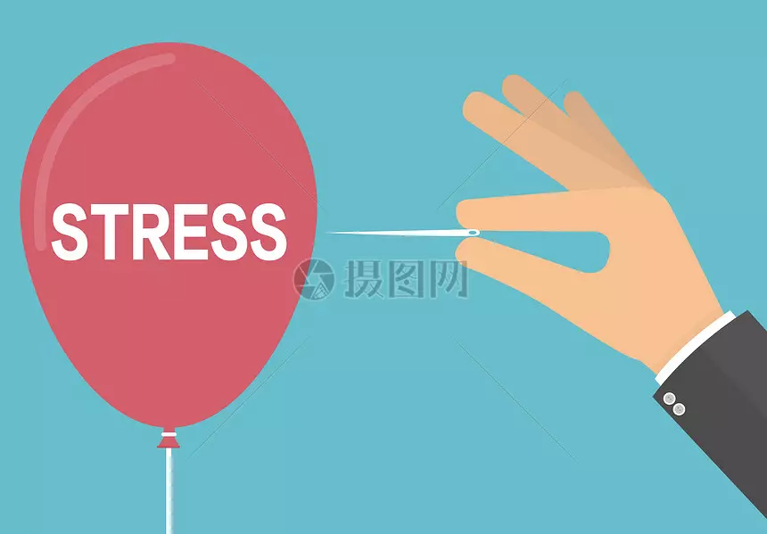 宁愿直视魔鬼也不愿意向命运妥协的人什么意思(2)