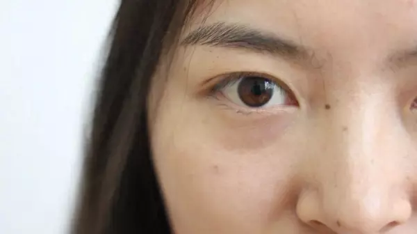 女人左眼跳的预兆是吉是凶周公解梦(1)