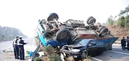 生辰八字与面相哪个比较准一点呢女生(2)