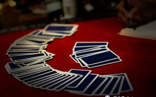 用塔罗牌怎么给自己或者自己占卜呢(2)