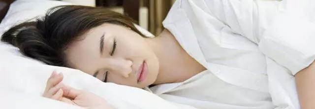 梦见我给爱人送衣服什么意思周公解梦女(1)