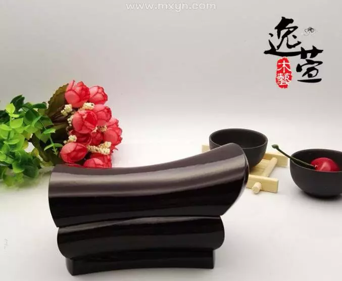 梦见黑色棺材是什么预兆周公解梦女人(1)