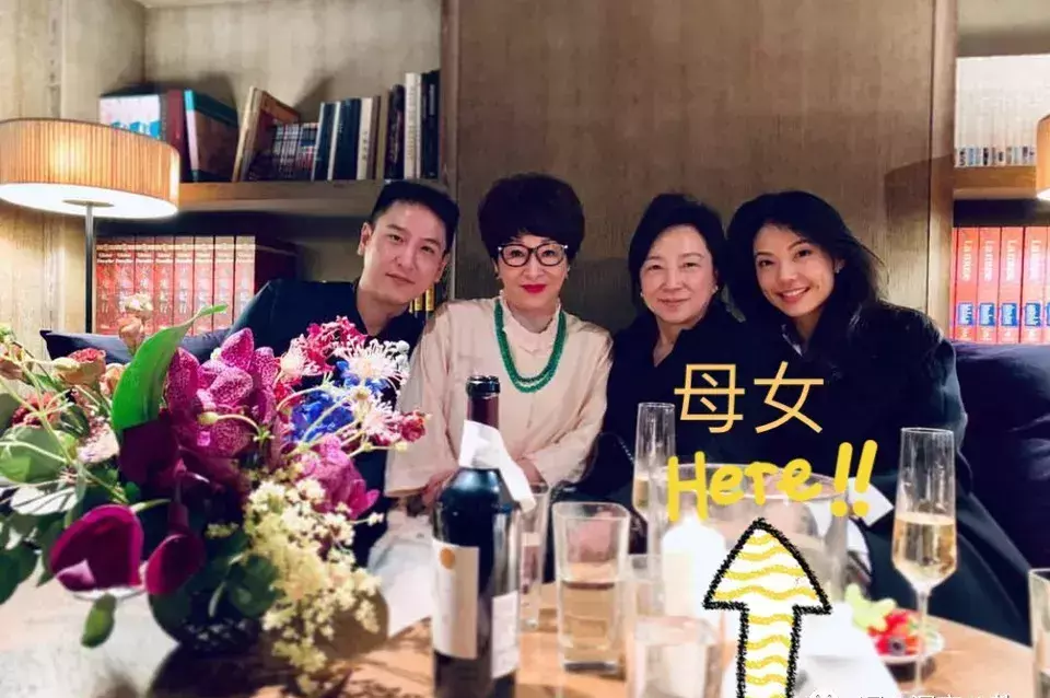 汤珈铖姻缘被斩了吗(25)