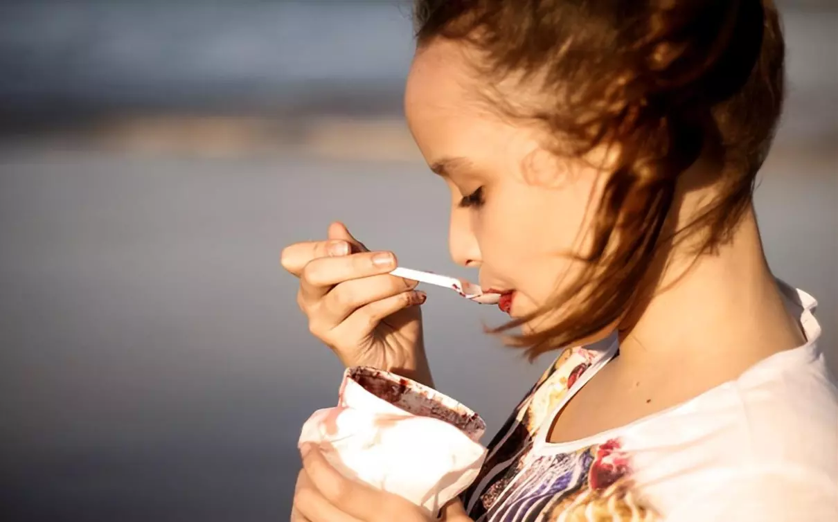梦里看到很多甜食什么意思周公解梦女人(8)