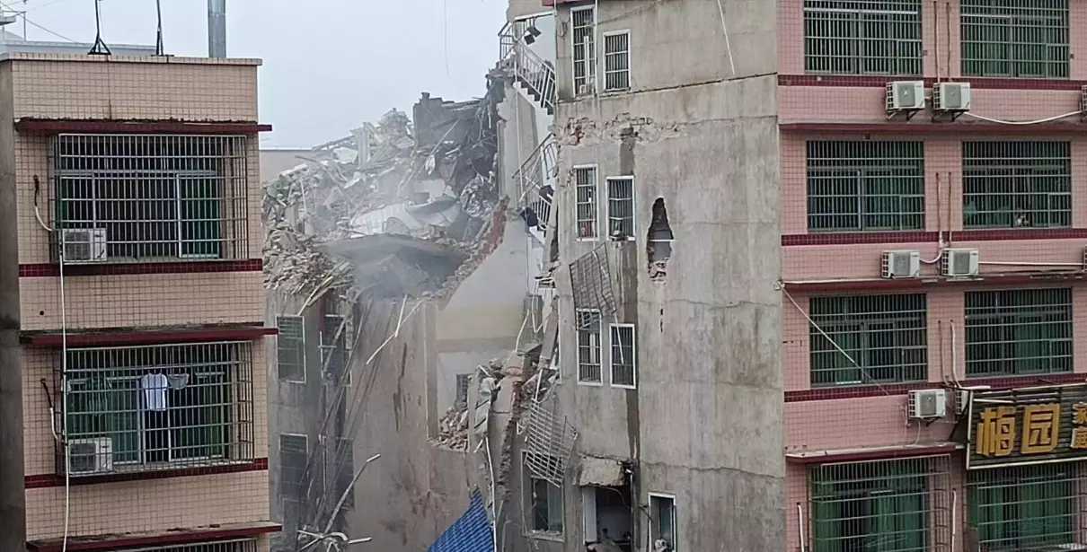 梦见旧房屋倒塌是什么征兆周公解梦(2)