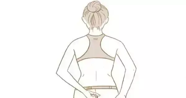 左侧腰上有痣的女人命运好不好(2)
